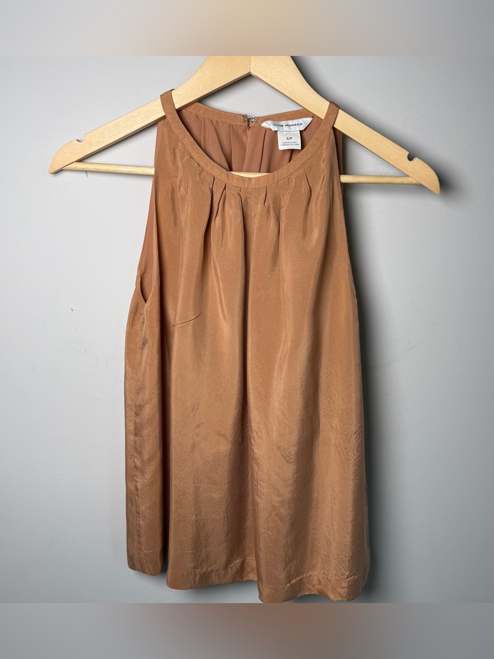 Club Monaco Camel Cupro Sleeveless Swing Top Size SP | Quiet Luxury Old Money